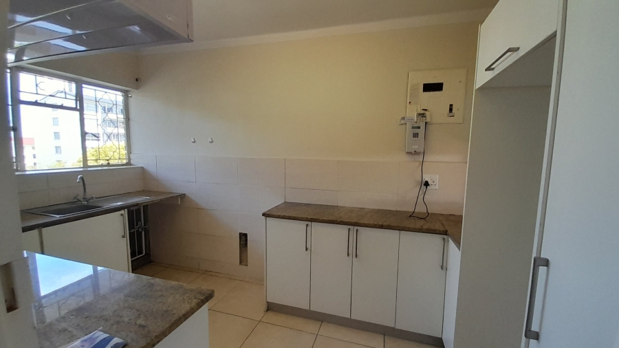 2 Bedroom Property for Sale in Wynberg Upper Western Cape